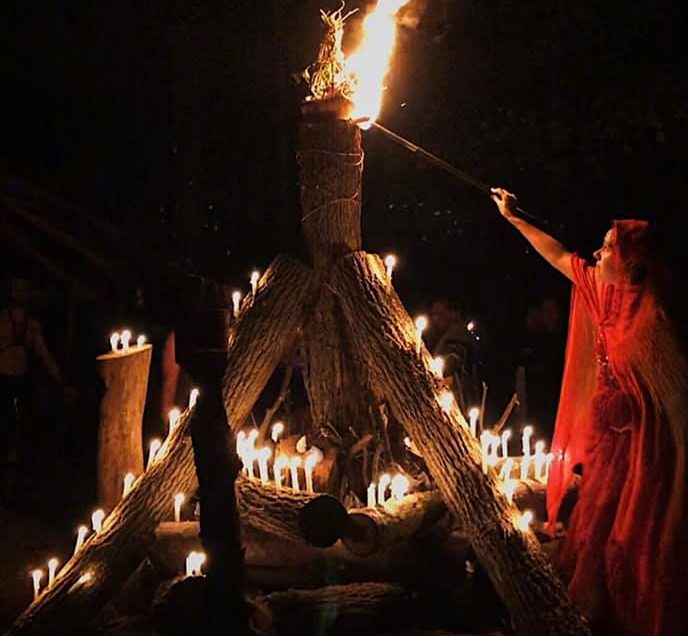 71856126_10214953304922135_6975633183467372544_n Hestia, photo by Aaron Dye